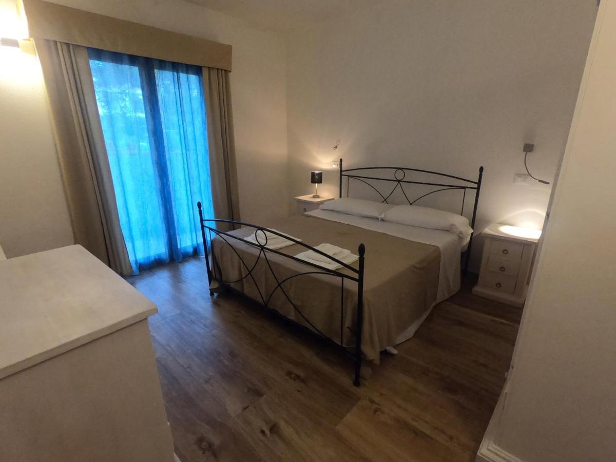 Villa La Conchiglia Rooms 卡拉·利贝罗托 外观 照片