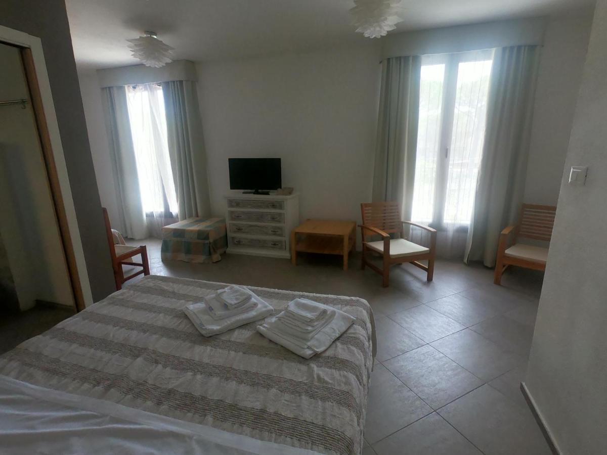 Villa La Conchiglia Rooms 卡拉·利贝罗托 外观 照片