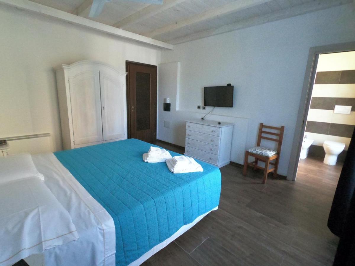 Villa La Conchiglia Rooms 卡拉·利贝罗托 外观 照片